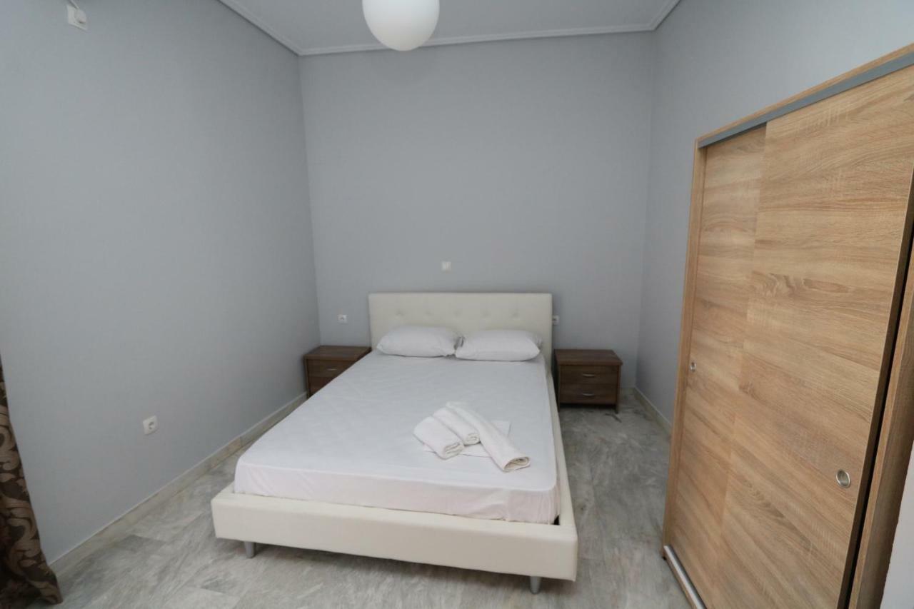 Molly Apartments 阿尔戈斯托利翁 外观 照片